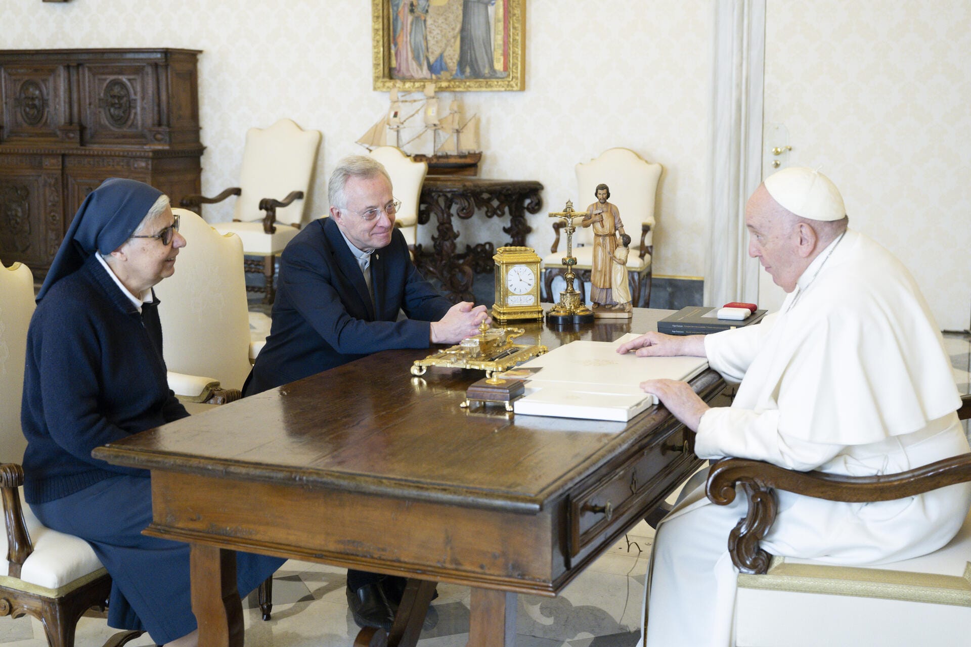Irmã Françoise Petit e Padre Tomaz Mavrič no Encontro com o Papa Francisco